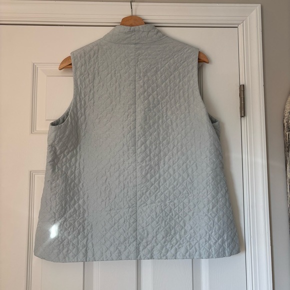 Eileen Fisher 100% Silk Quilted Vest Light Baby Blue Spring Easter Pastel M - Picture 7 of 7